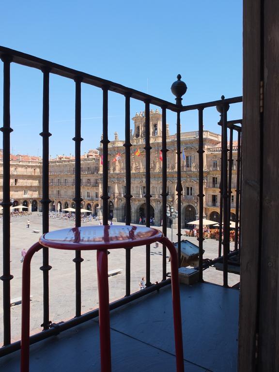 Angeles Plaza